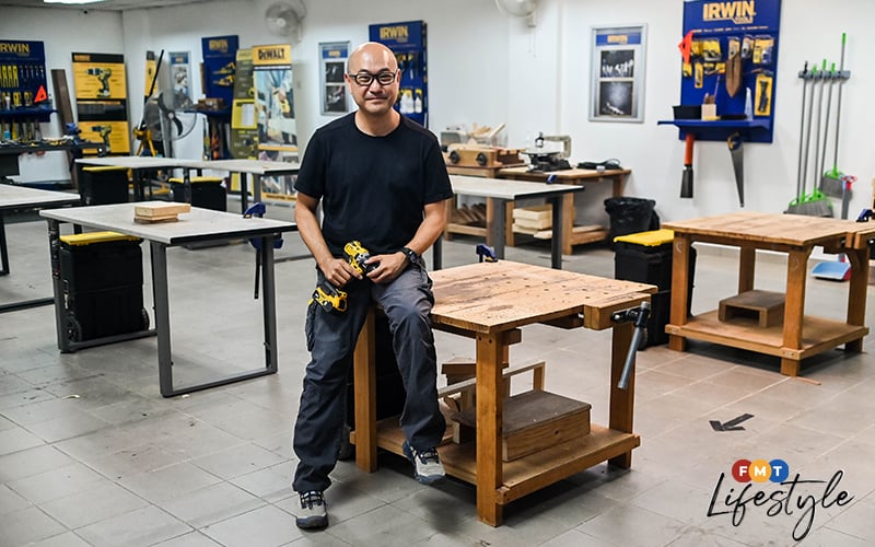 carpenter income salary workshop professional