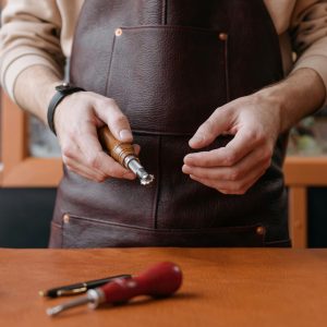 Why Every Carpenter Needs a Professional Carpenter’s Apron: The Ultimate Guide